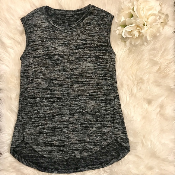 Banana Republic | Gray Tank - Picture 1 of 7